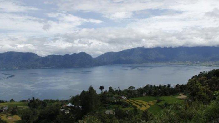 Danau Maninjau.