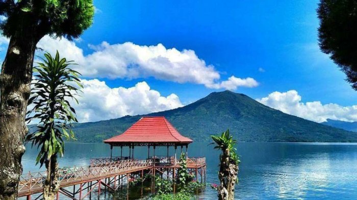 5 Tempat Wisata Unggulan di Sumatera Selatan, Danau Ranau jadi Terbesar ...