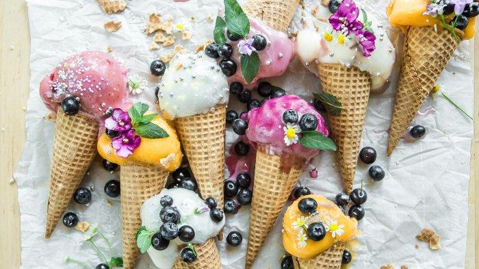 Es krim cone dengan berbagai rasa. Viral pria temukan potongan jari manusia dalam es krim cone.