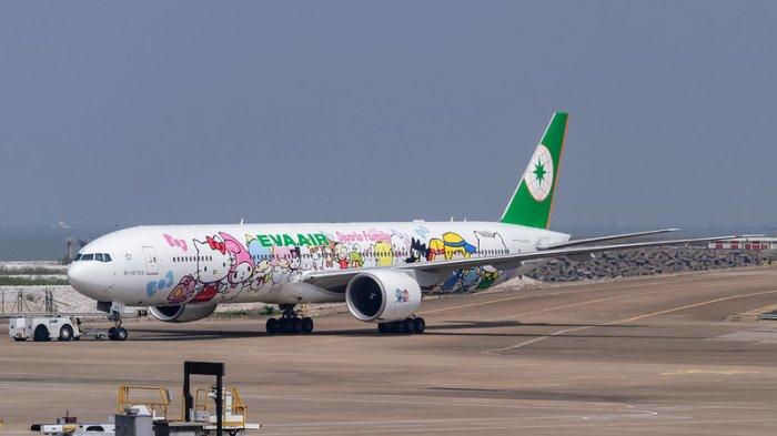 Eva Air Boeing 777-300ER B-16703