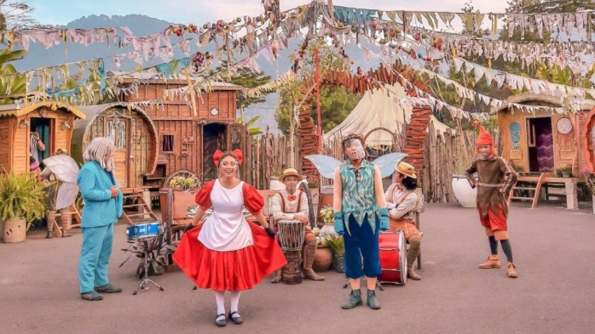 Fairy Garden, tempat wisata di Bandung Barat yang dekat dengan hotel dan tempat sewa motor.