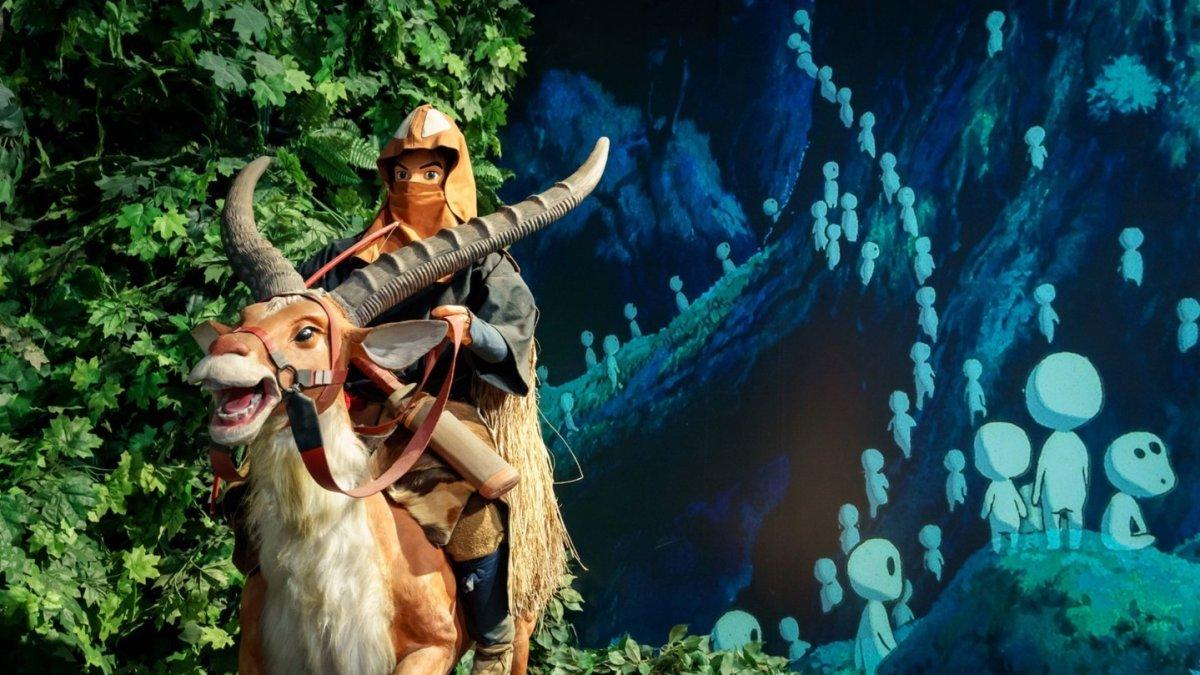 Temukan keajaiban dari film-film ikonik Studio Ghibli, seperti My Neighbour Totoro dan Howl’s Moving Castle, dalam pameran interaktif ini