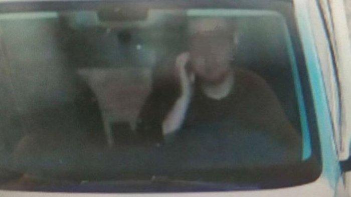 Seorang pria Belanda didenda Rp 6,2 juta setelah kamera bertenaga AI menangkap dirinya berbicara di telepon saat mengemudi.