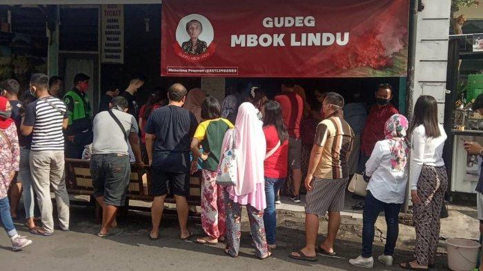 Gudeg Mbok Lindu, satu gudeg di Jogja buat sarapan enak.