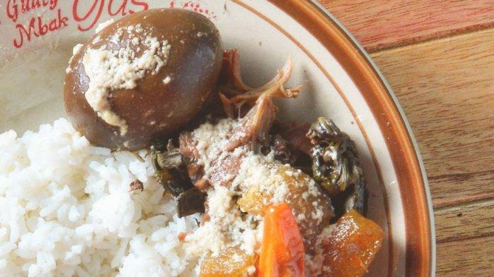 Gudeg Mbak Yus.