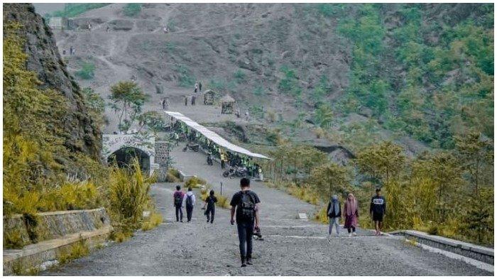 Wisata Gunung Kelud.