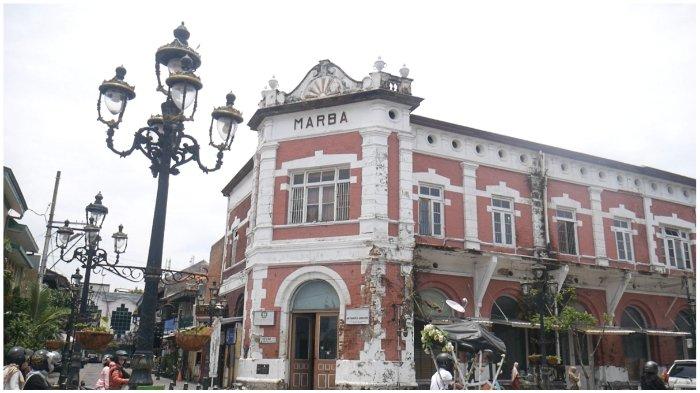 Bangunan megah di tempat wisata Kota Lama Semarang