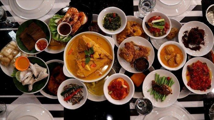 Hidangan kuliner Padang Pagi Sore.