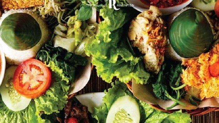 Pilihan kuliner di House of Raminten, Jogja.