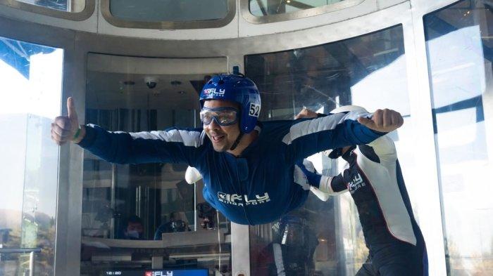 iFLY Singapore, satu tempat wisata terbaik di Sentosa Singapura untuk liburan akhir tahun 2023.