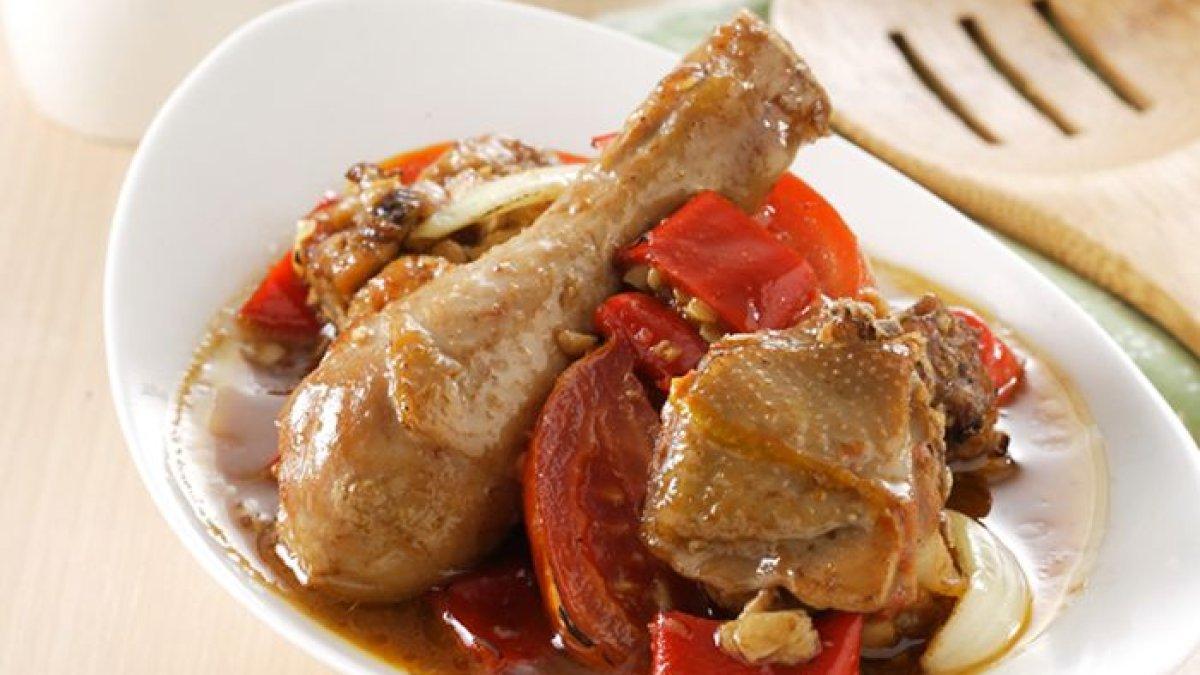 Ayam kecap.