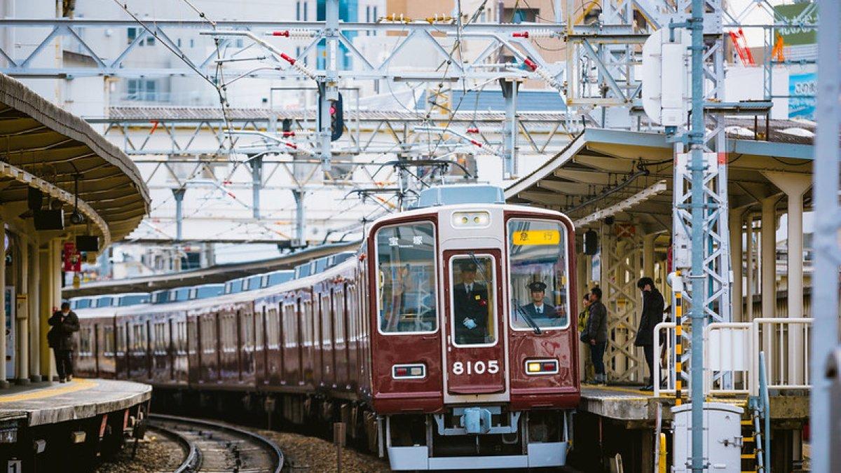 Ilustrasi kereta api di Jepang.