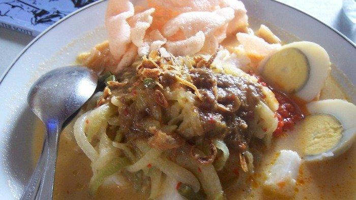 Ilustrasi kuliner lontong sayur.