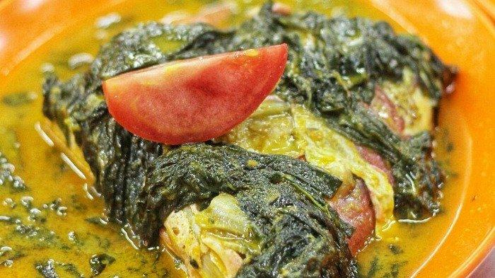 Ilustrasi menu gulai kepala ikan kakap di Wajir Seafood, Medan, Sumatera Utara