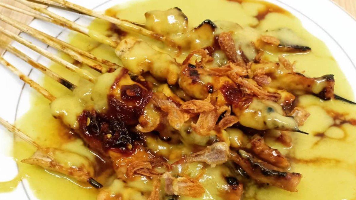Sate Ayam Margasari.