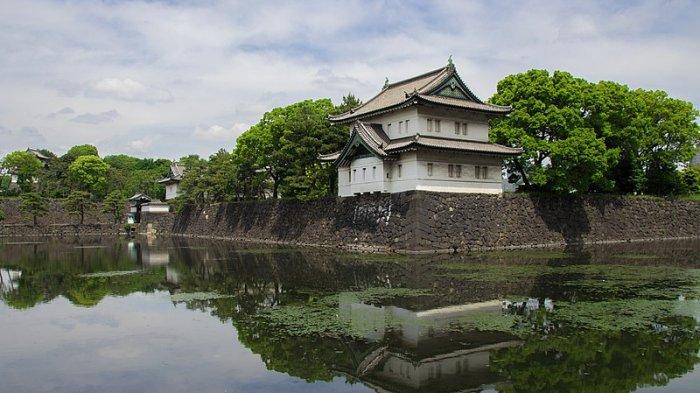 Istana Kekaisaran Tokyo, satu tempat wisata murah di Tokyo Jepang.