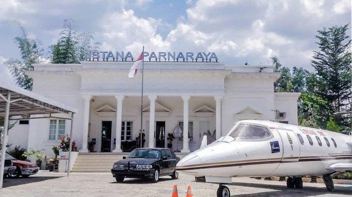 Istana Parnaraya.