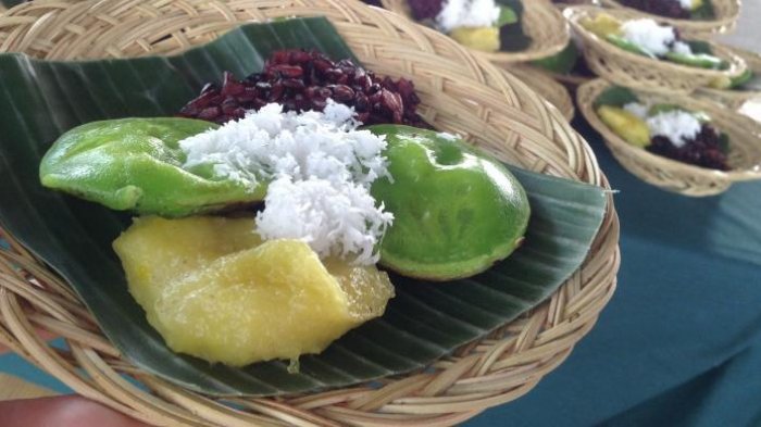 Jaje Bali, jajanan pasar ala Bali.