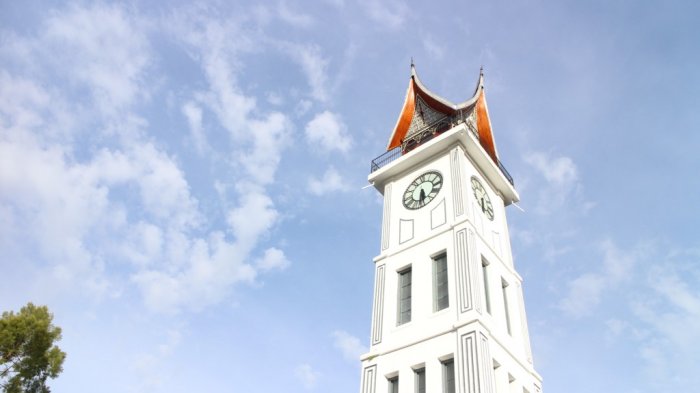 Jam Gadang, ikon Kota Bukittinggi, Sumatera Barat.