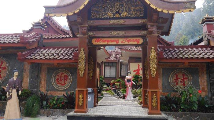 Kampung Jepang di dalam Kampung Halloween Bukit Sekipan