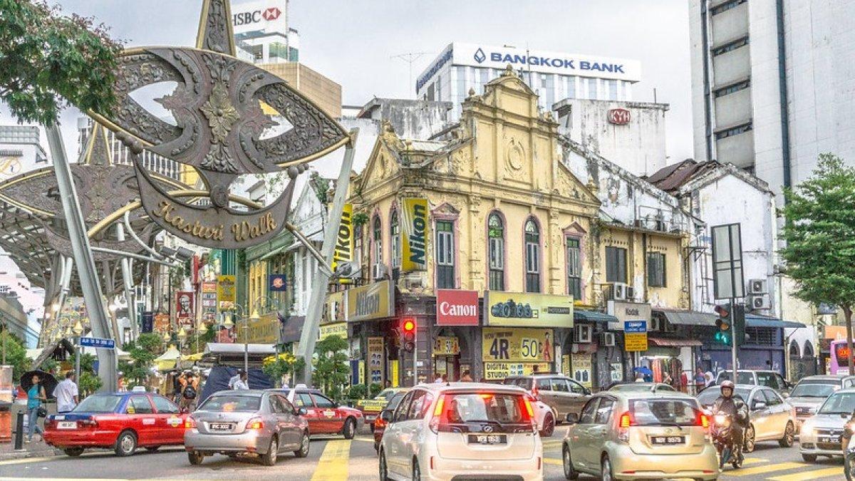 Kasturi Walk, satu pusat oleh-oleh terbaik di Kuala Lumpur Malaysia.