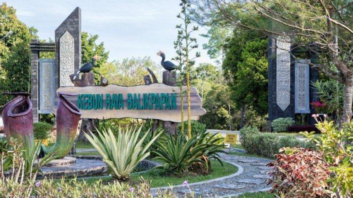 Kebun Raya Balikpapan, satu tempat wisata hits di Balikpapan, cek juga hotel terdekat dan tempat sewa mobil.