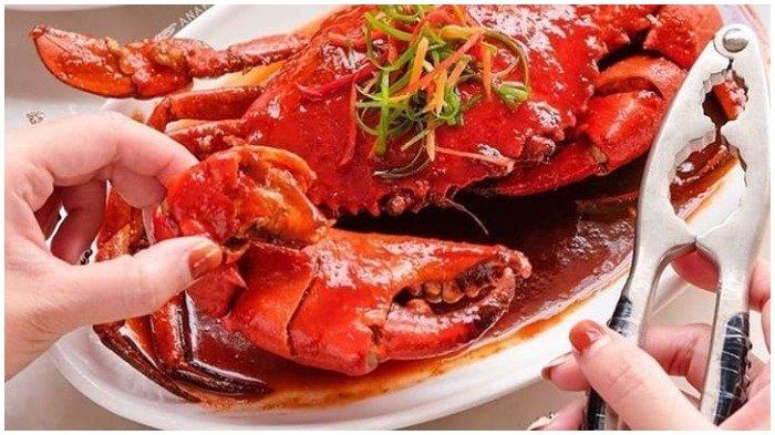 Sajian kepiting di Kepiting Cak Gundul 1992.