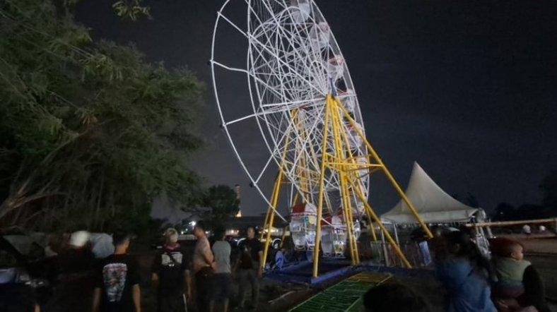 Insiden keranjang bianglala jatuh di Colomadu, Karanganyar, Selasa (21/11/2023).