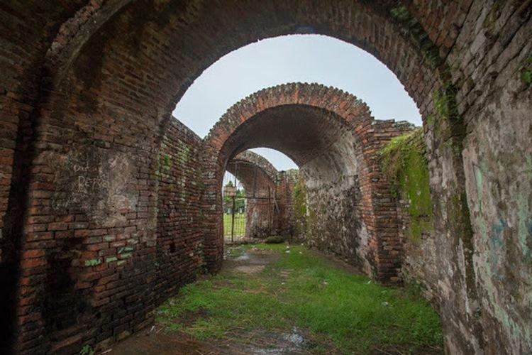 keraton surosowan serang banten