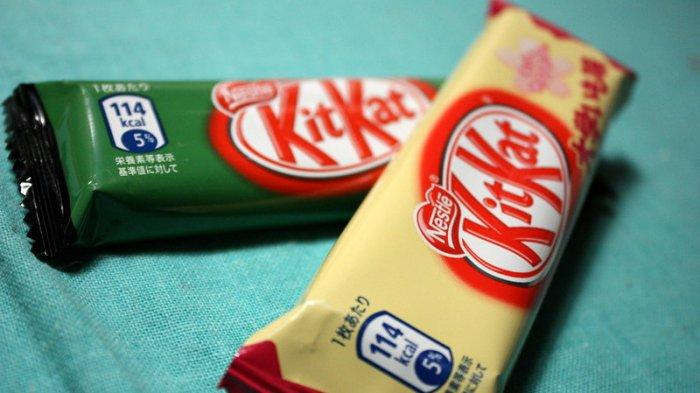 Kit Kat, satu oleh-oleh khas Tokyo Jepang untuk dijadikan suvenir.