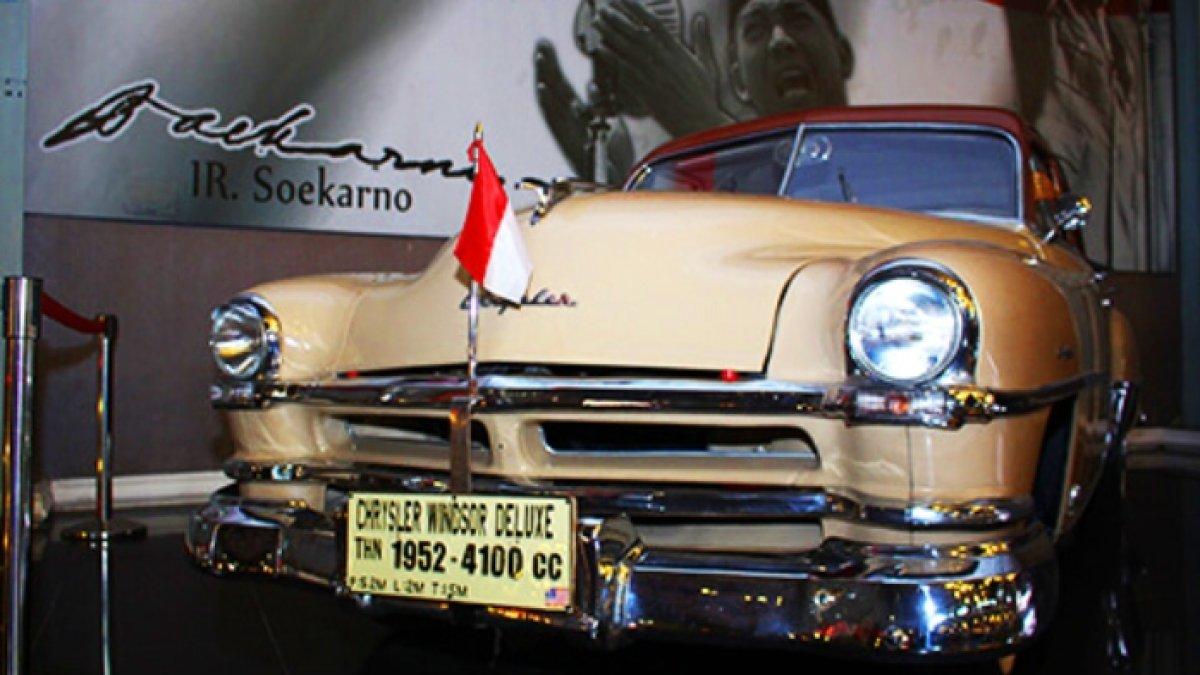 Koleksi mobil mewah milik Presiden RI Soekarno yang tersimpan di Museum Angkut Kecamatan Batu, Kota Batu, Jawa Timur.