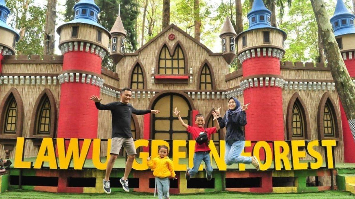Lawu Green Forest.