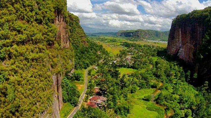 Lembah Harau.