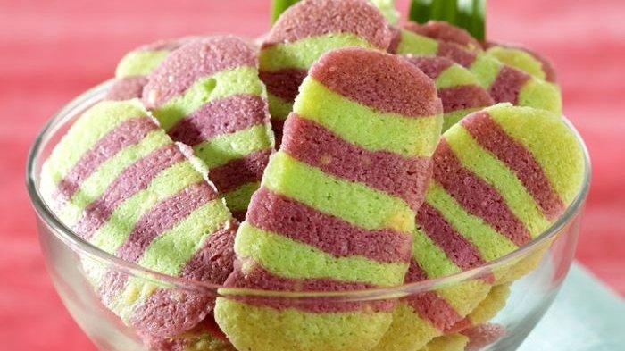 Lidah Kucing Pandan Lapis Talas.