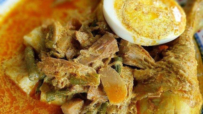 Ilustrasi lontong sayur.