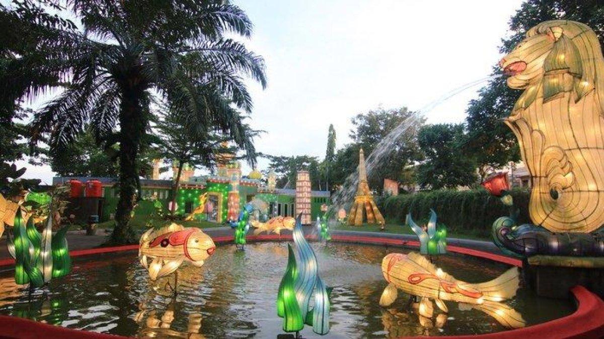 Mahakam Lampion Garden, satu tempat wisata di Samarinda.