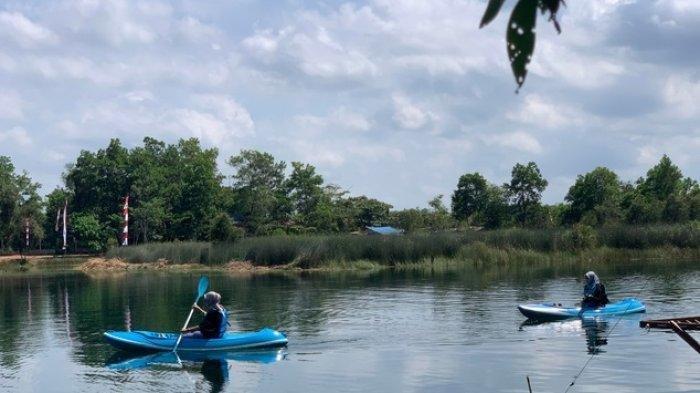 Nyobain main kano di Danau Seran, Desa Gutungmanggis, Kecamatan Landasan Ulin, Kota Banjarbaru, Kalimantan Selatan