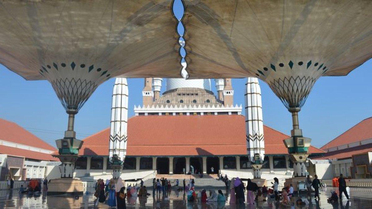 Masjid Agung Jawa Tengah.