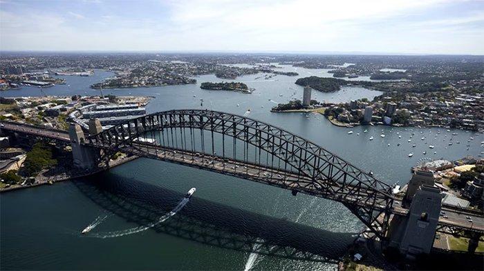 Sydney Harbour Bridge.