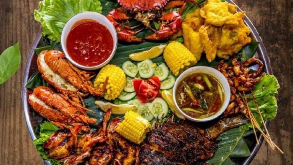 Menu seafood di Aloha Resto Bengkulu.