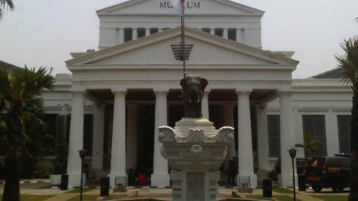Museum Nasional atau lebih dikenal dengan Museum Gajah di Jalan Medan Merdeka Barat, Jakarta Pusat.