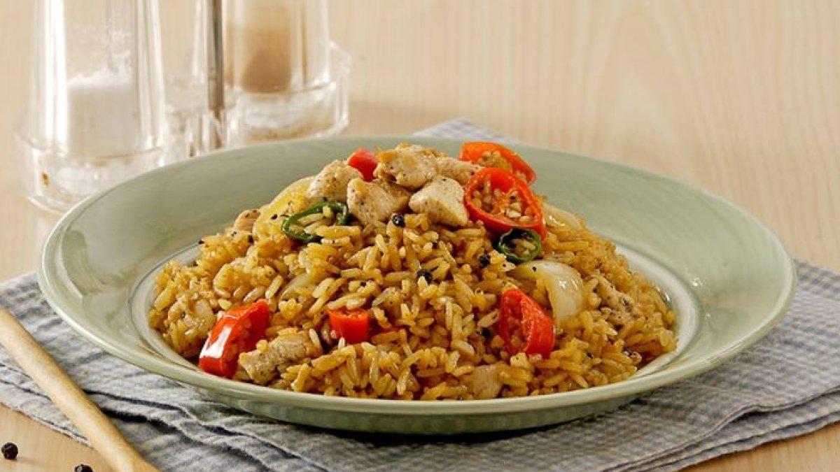Nasi goreng seafood.