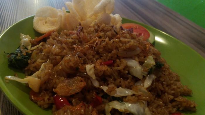 Raja Mie Piring - Tak Seperti Namanya, Nasi Goreng di Sini Rasanya ...