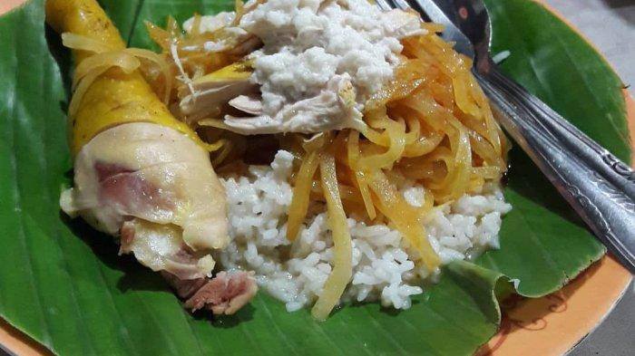 Nasi Liwet Bu Sarmi buat makan malam.