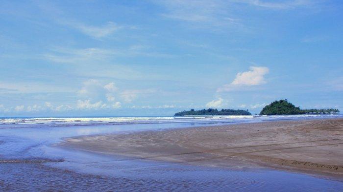 Pantai Air Manis.