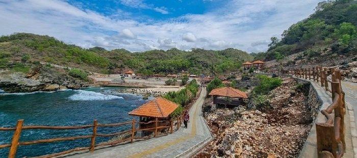 pantai klotokk