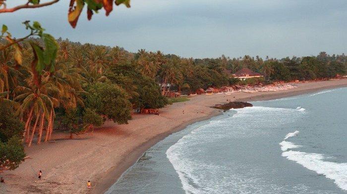 Pantai Senggigi, Lombok, NTB.
