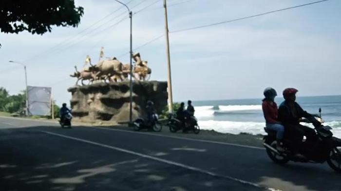 Pantai Yeh Leh atau Pantai Pengeragoan, di Jembrana, Bali.