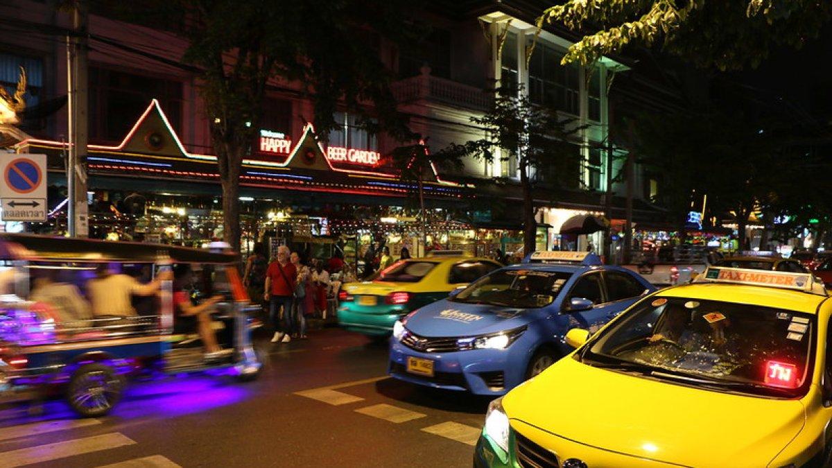 Patpong, satu distrik lampu merah di Bangkok Thailand
