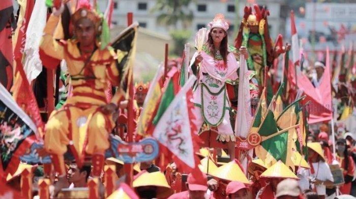 Pawai Tatung Cap Go Meh 2019 di Singkawang.